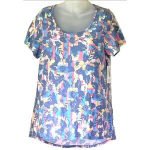 LuLaRoe Classic Tee Floral Tropical Multicolor NWT Women’s Medium